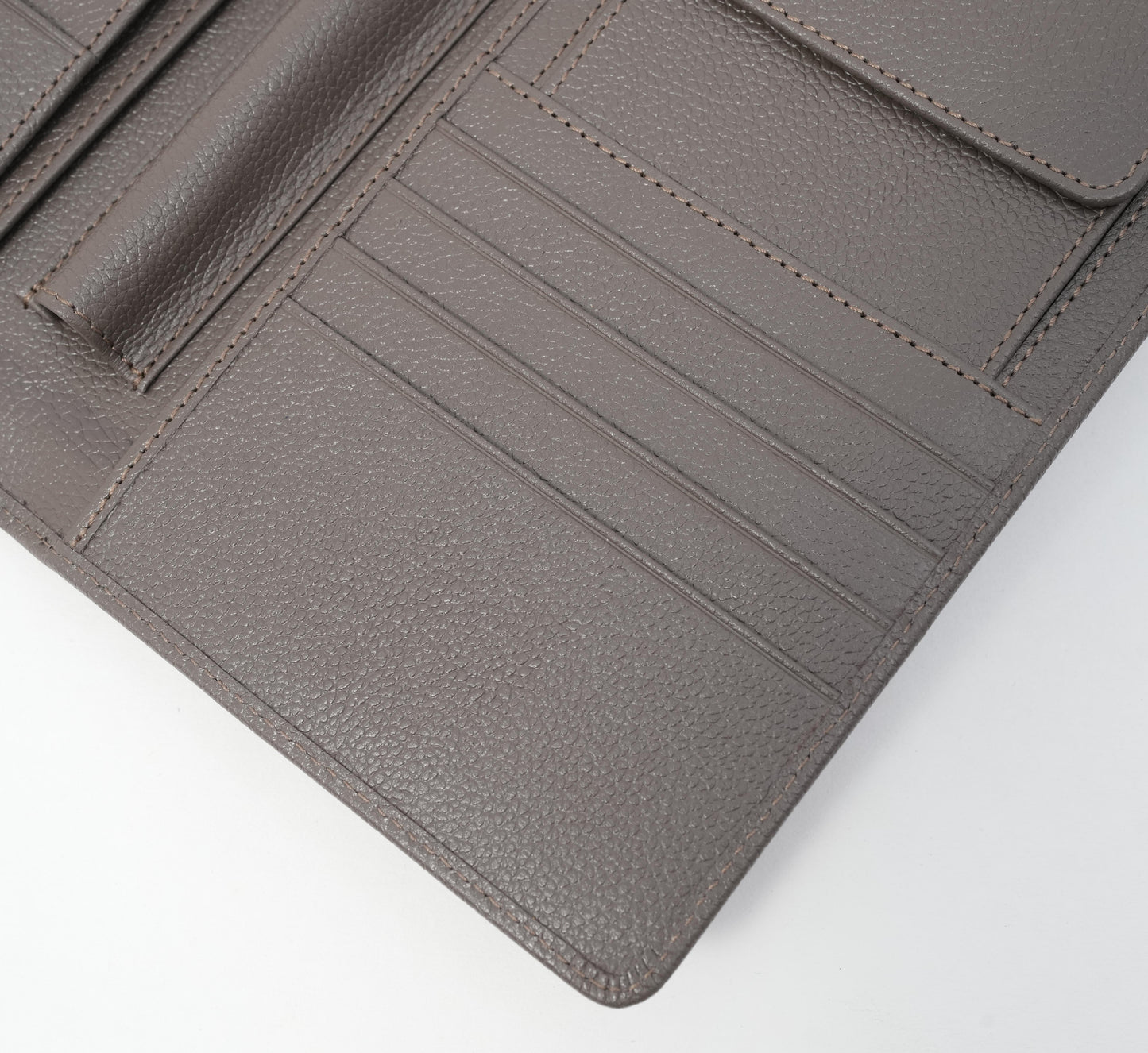 Premium Floater Leather – Pebbled & Durable Finish