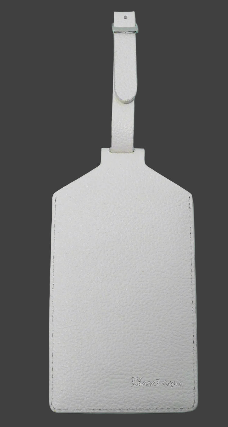 Floater Leather Luggage Tag – Minimalist Design & Rugged Texture