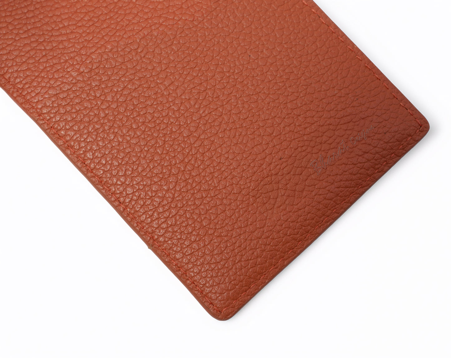 Floater Leather Luggage Tag – Pebbled & Scratch-Resistant