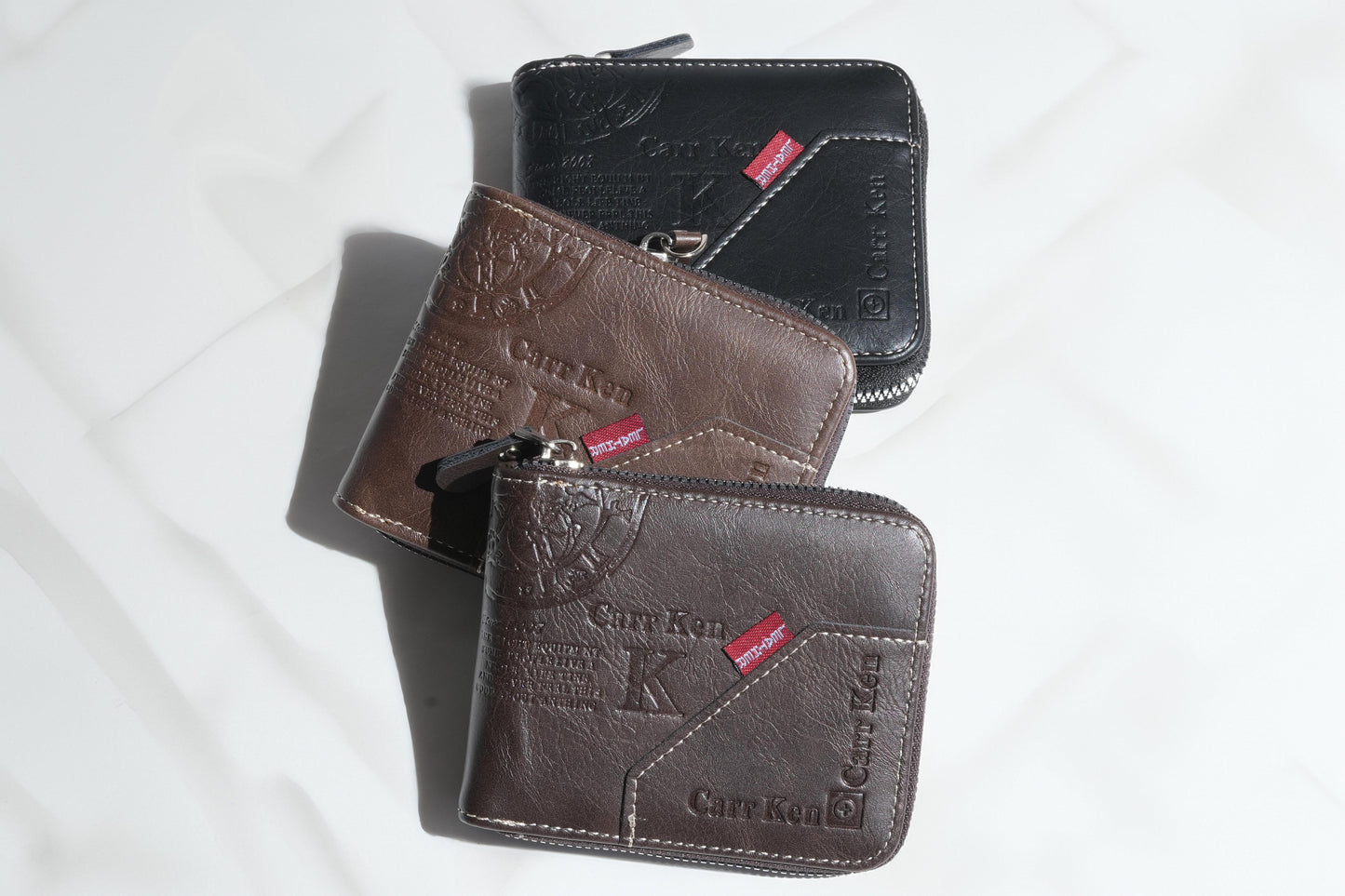 Floater Zipped Wallet – Pebbled Elegance, Built to Last